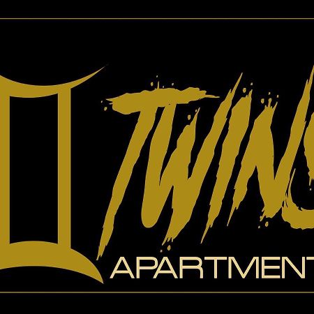 Twins Apartments Kato Pyrgos Buitenkant foto